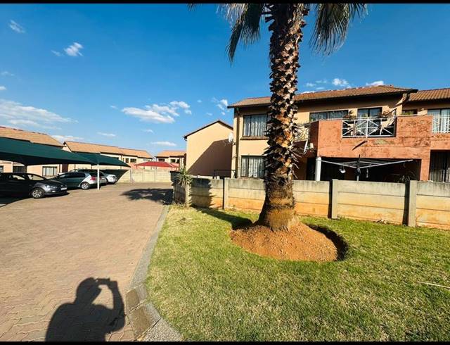 2 BEDROOM APARTMENT FOR SALE IN MONDEOR